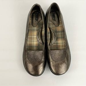 Born Magnolia Leather Metallic Bronze Flats Women’s Size 8.5